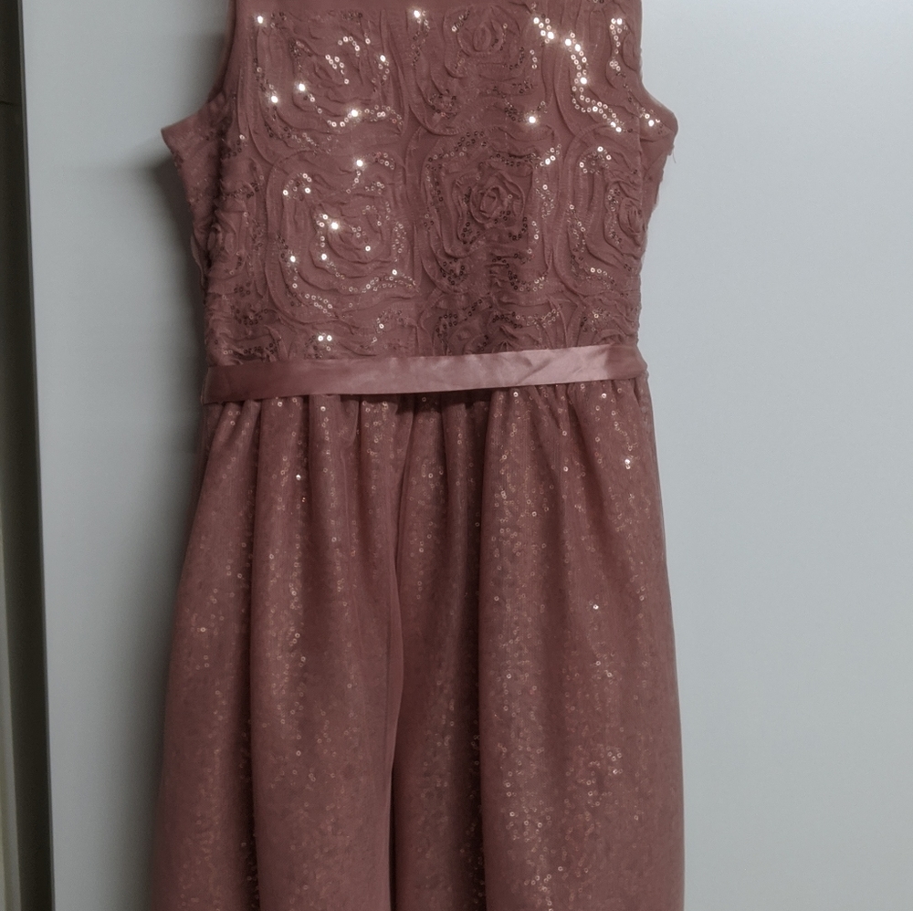 Girls dress